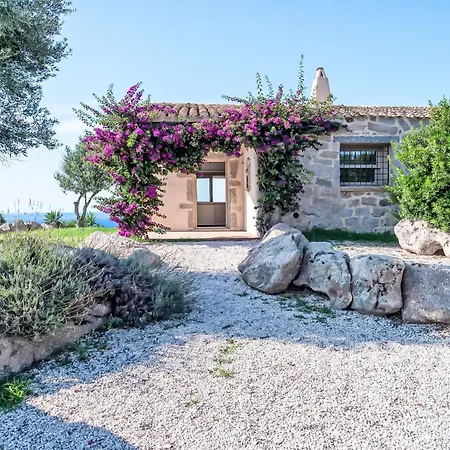 Stazzo Serafini By Interhome