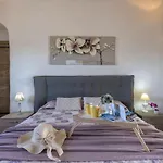 بيت للعطل Stazzo Serafini By Interhome