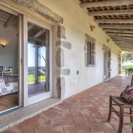 Stazzo Serafini By Interhome بيت للعطل *