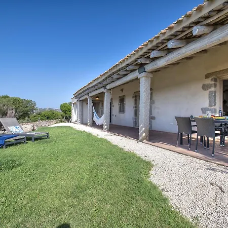 Stazzo Serafini By Interhome رينا ماجور