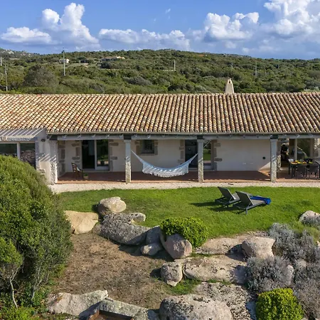 Stazzo Serafini By Interhome بيت للعطل *