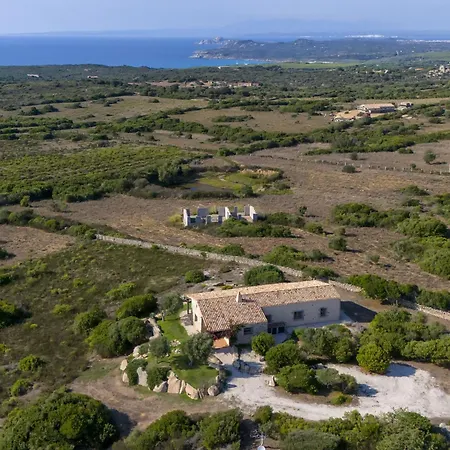 Stazzo Serafini By Interhome
